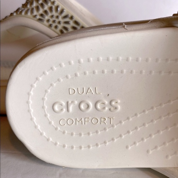 CROCS Monterey Diamanté White Wedge Sandals with Embellished Design - Picture 2 of 6